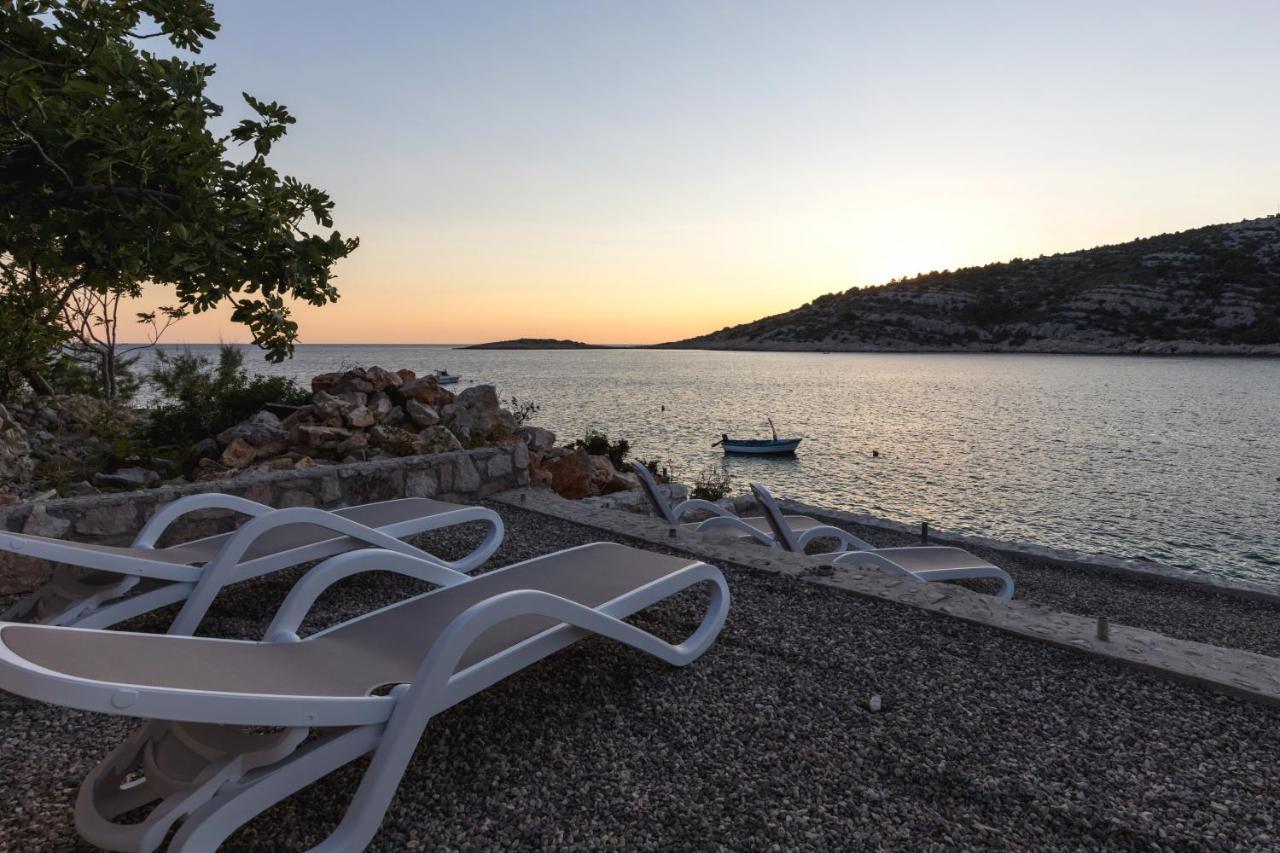 Villa Le Soleil Рогозница Экстерьер фото