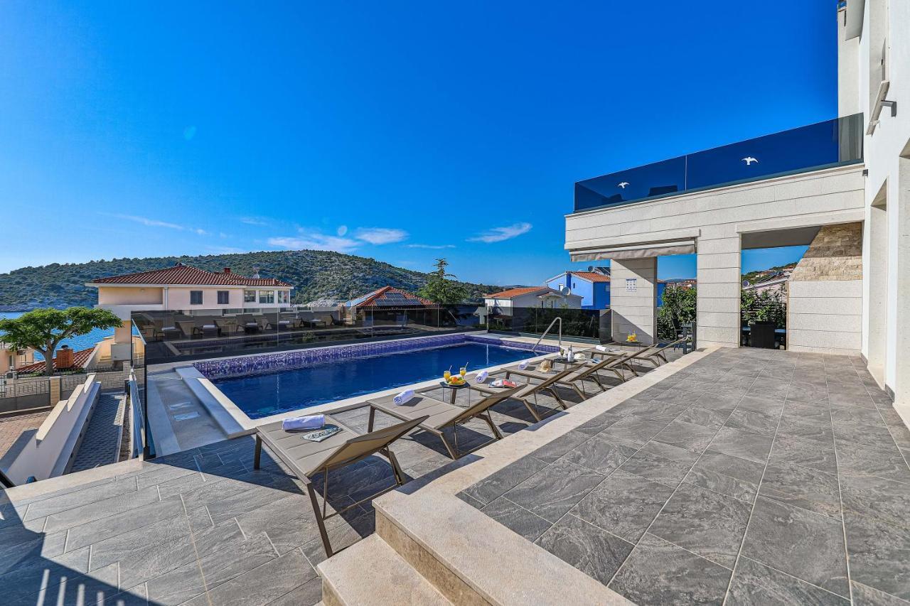Villa Le Soleil Рогозница Экстерьер фото